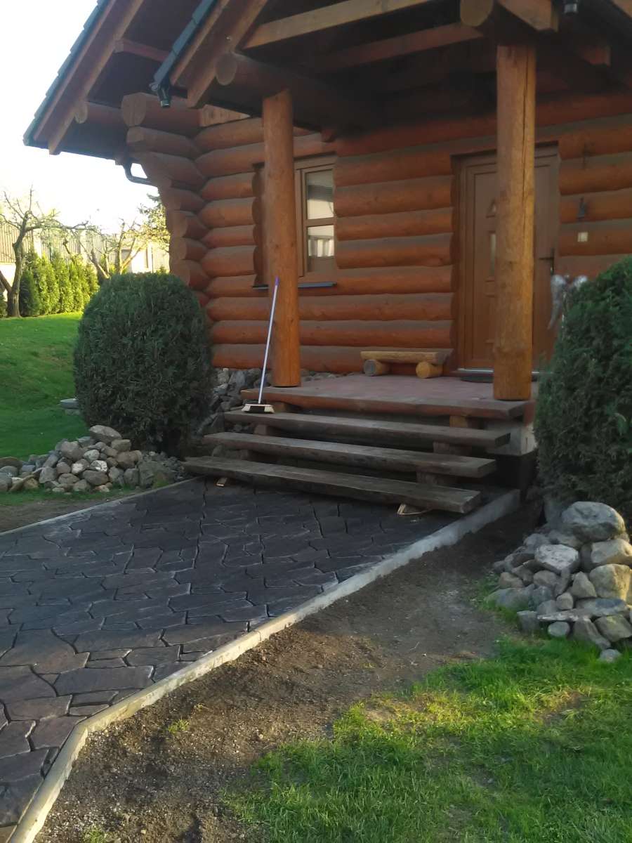 Zámkové dlažby, komunikace